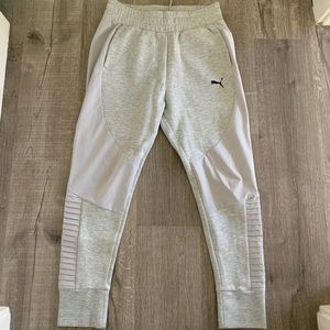 PUMA Joggers